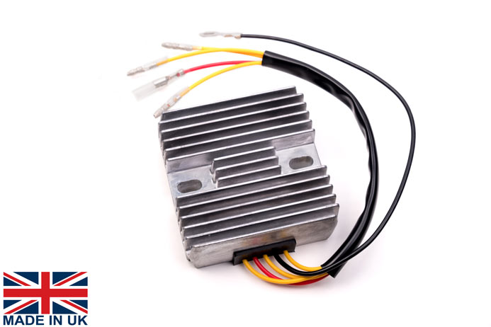 Yamaha  XVS125, YFB250, YFM660 Regulator Rectifier - RR10