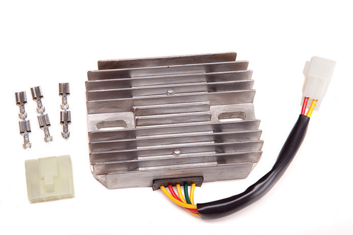 Yamaha R1, R6, FZF600, FZS600, YZS600, FJR1300 Regulator Rectifier - RR55